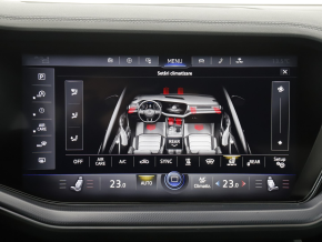 VW Touareg R-Line TDI 4MOTION thumbnail