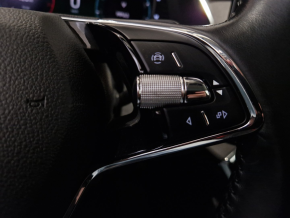 Škoda OCTAVIA STYLE 2.0 TDI DSG thumbnail