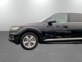 Audi Q7 50 TDI quattro thumbnail