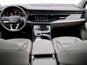Audi Q7 50 TDI quattro thumbnail