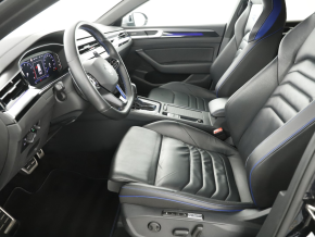 VW Arteon SB R TSI 4MOTION DSG thumbnail