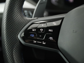 VW Arteon SB R TSI 4MOTION DSG thumbnail