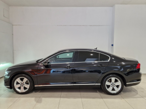 VW Noul Passat Highline 2.0 TDI DSG thumbnail