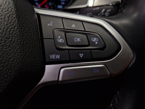 VW Noul Passat Highline 2.0 TDI DSG thumbnail