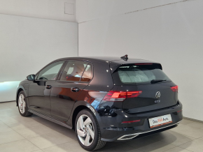 VW Golf GTE thumbnail