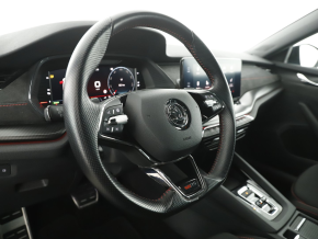 Škoda OCTAVIA Combi RS iV 245 DSG thumbnail