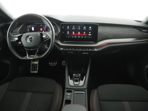 Škoda OCTAVIA Combi RS iV 245 DSG thumbnail