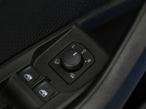 Škoda OCTAVIA Combi RS iV 245 DSG thumbnail