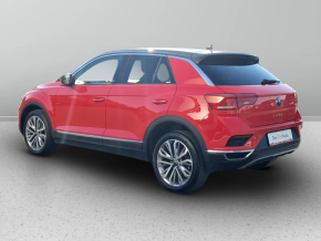 VW T-Roc Design TDI DSG thumbnail