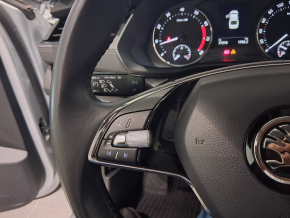 Škoda OCTAVIA AMBITION 1.5 TSI thumbnail