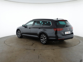 VW Noul Passat Var.Comfortline 2.0 TDI DSG thumbnail