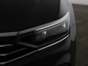 VW Noul Passat Var.Comfortline 2.0 TDI DSG thumbnail