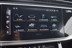 Audi Q8 PI 55 TFSI quattro thumbnail