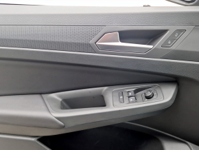 VW Caddy Style 2.0 TDI 90 kW DSG thumbnail