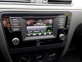 Škoda Rapid Spaceback SMART 1.2 TSI thumbnail