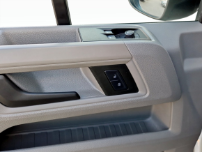 VW Crafter 3.5 Furgon L4H3 FWD 130kW thumbnail