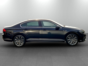 VW Passat High. 2.0 TSI OPF DSG 4Mot thumbnail
