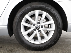 VW Noul Passat Var.Comfortline 2.0 TDI DSG thumbnail