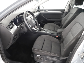 VW Noul Passat Var.Comfortline 2.0 TDI DSG thumbnail