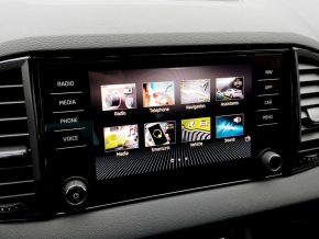 Škoda Karoq Sportline 2.0 TSI DSG 4x4 thumbnail