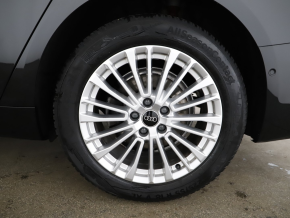 Audi A6 Design 40 TDI thumbnail