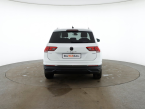 VW Tiguan L 2.0 Life DT147TDI D7A thumbnail