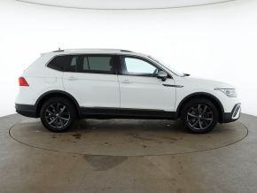 VW Tiguan L 2.0 Life DT147TDI D7A thumbnail