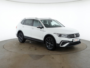 VW Tiguan L 2.0 Life DT147TDI D7A thumbnail