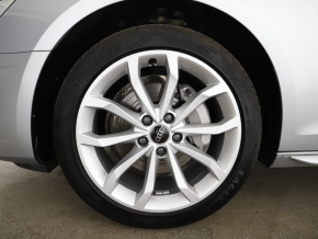 Audi A4 Limousine 40 TDI advanced thumbnail