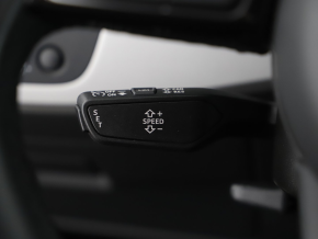 Audi A4 Limousine 40 TDI advanced thumbnail