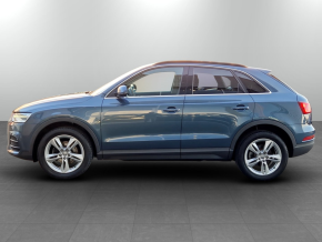 Audi Q3 2.0 TDI quattro thumbnail