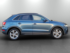 Audi Q3 2.0 TDI quattro thumbnail