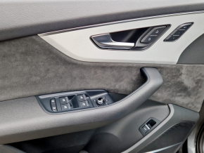 Audi Q7 S line 50 TDI quattro thumbnail