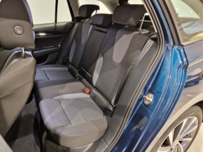 Škoda OCTAVIA Combi Ambition iV DSG thumbnail