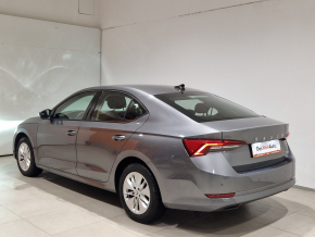 Škoda OCTAVIA AMBITION 2.0 TDI DSG thumbnail