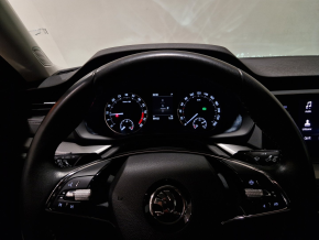 Škoda OCTAVIA AMBITION 2.0 TDI DSG thumbnail