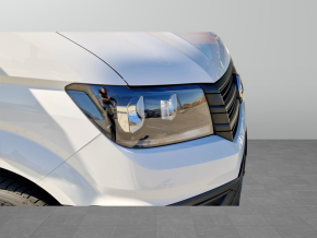 VW Crafter 3.5 Furgon L3H3 FWD 103kW thumbnail