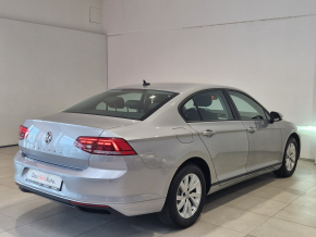 VW Noul Passat Advance1.5 TSI ACT DSG thumbnail