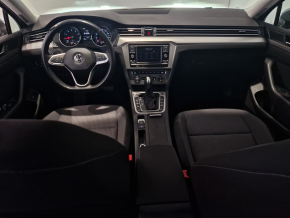 VW Noul Passat Advance1.5 TSI ACT DSG thumbnail