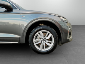 Audi Q5 SB S line 40 TDI quattro thumbnail