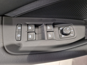 VW Noul Passat Business 2.0 TDI  DSGTD thumbnail