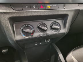 Škoda Fabia Ambition 1.0 TSI thumbnail