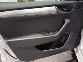 Škoda SUPERB AMBITION 2.0 TDI DSG Small Fleet thumbnail