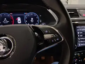 Škoda SUPERB AMBITION 2.0 TDI DSG Small Fleet thumbnail