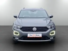 VW T-Roc Sport 1.5 TSI DSG thumbnail