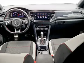VW T-Roc Sport 1.5 TSI DSG thumbnail