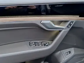 VW Touareg Atmosphere V6 TDI thumbnail