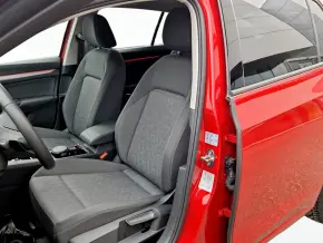 VW Noul Golf Advanc.1.5 eTSI DSG ACT m.hyb thumbnail