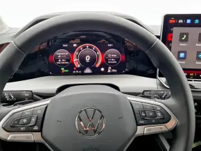 VW Noul Golf Advanc.1.5 eTSI DSG ACT m.hyb thumbnail