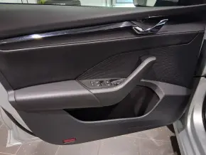 Škoda OCTAVIA AMBITION 1.5 TSI thumbnail